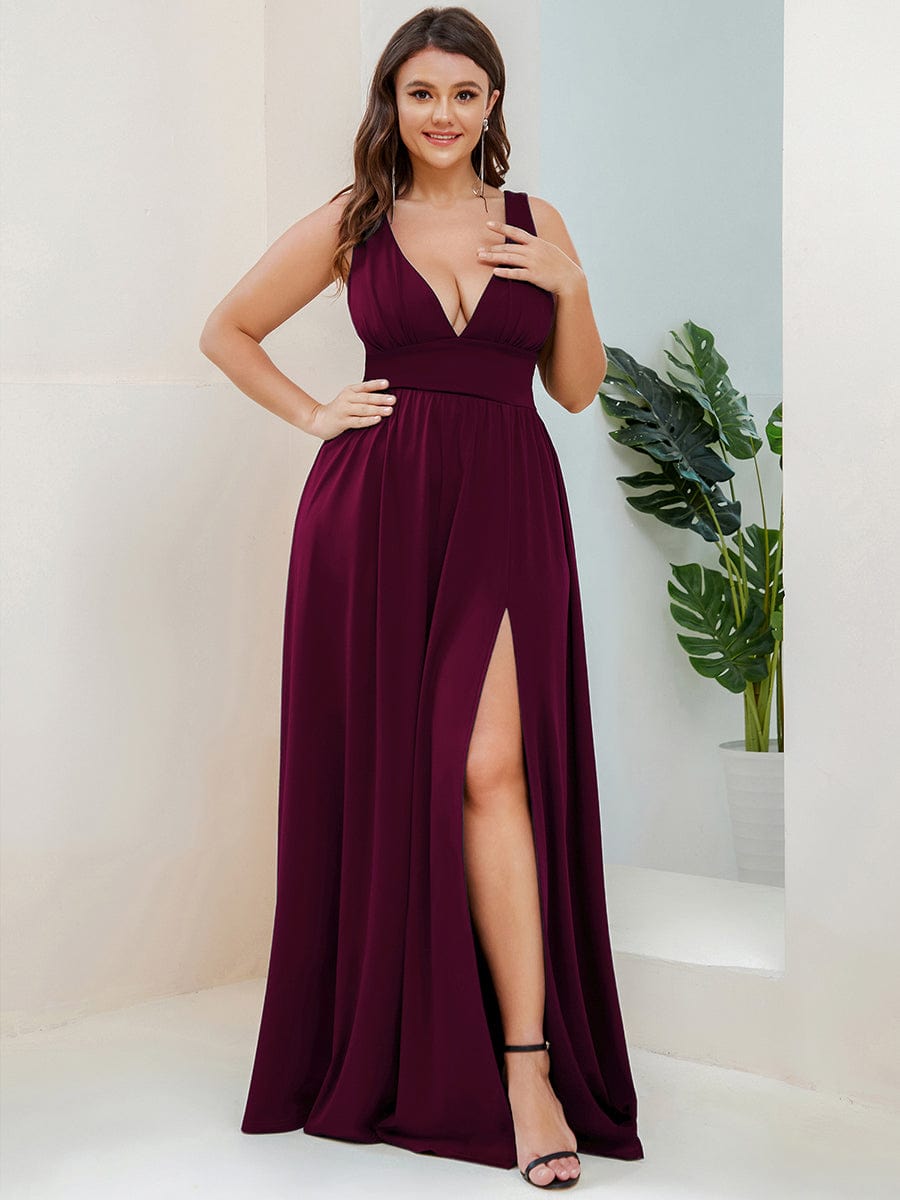 Plus Size V-Neck High Slit Dress | Simple, Sexy, & Flattering for Curvy Women Ever-Pretty Plus Plus Size V-Neck High Slit Dress | Simple, Sexy, & Flattering for Curvy Women Ever-Pretty Plus