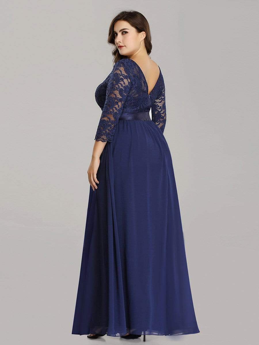 Plus Size 3/4 Sleeve Lace Dress