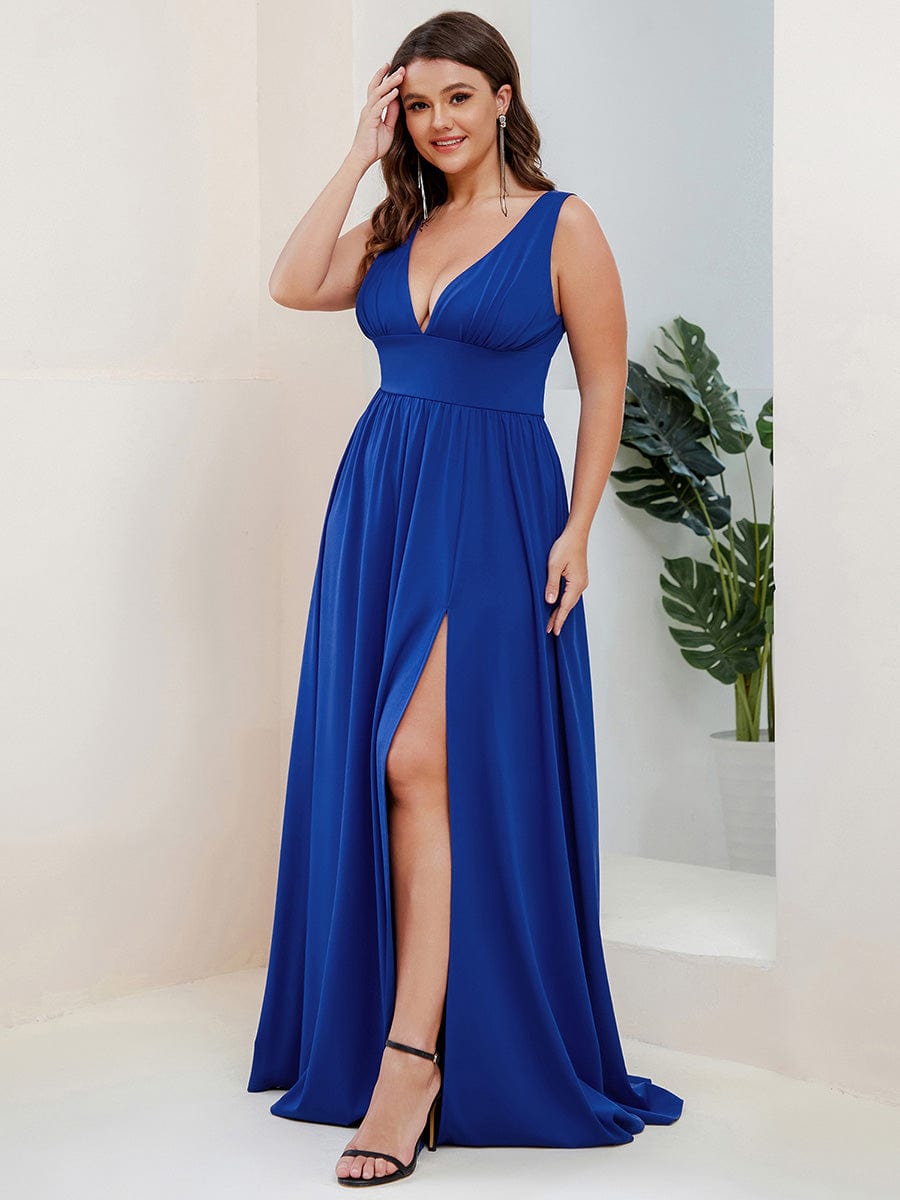 Plus Size V-Neck High Slit Dress | Simple, Sexy, & Flattering for Curvy Women Ever-Pretty Plus Plus Size V-Neck High Slit Dress | Simple, Sexy, & Flattering for Curvy Women Ever-Pretty Plus